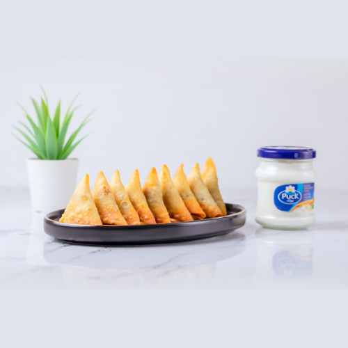 Samosa Puck Cheese